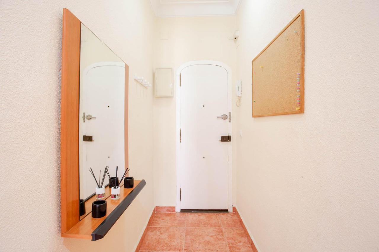Malvarosa Beach Economy Apartment Valencia Exterior photo